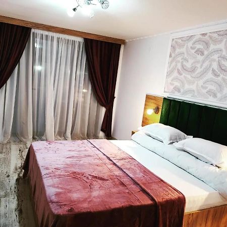 Casa De Vacanta Estera Rucar Hotel Kültér fotó